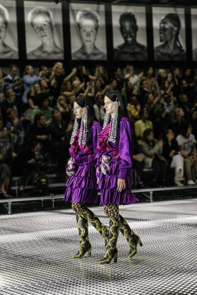 Loạt show thời trang nổi bật tại Fashion Week 2022 - Ảnh 12.