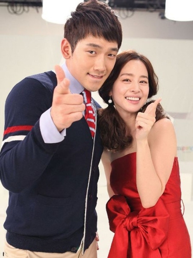 Bản lĩnh của Kim Tae Hee trước 3 lần b&atilde;o tố cuộc đời - Ảnh 3.