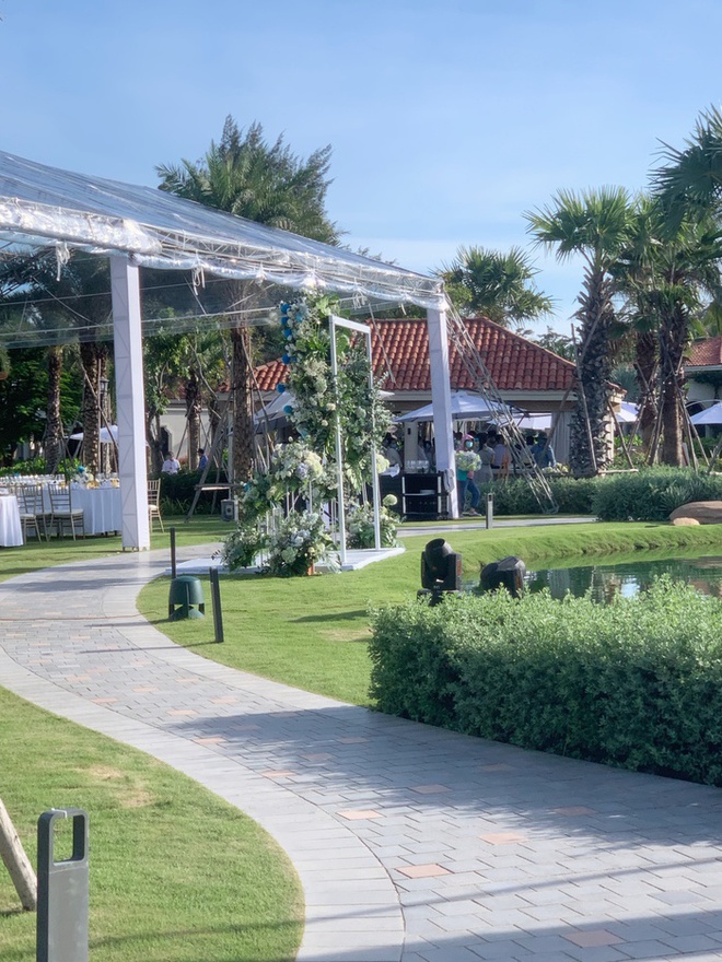 D&agrave;n sao đ&atilde; c&oacute; mặt ở Phan Thiết dự cưới Diệu Nhi - Anh T&uacute; - Ảnh 3.