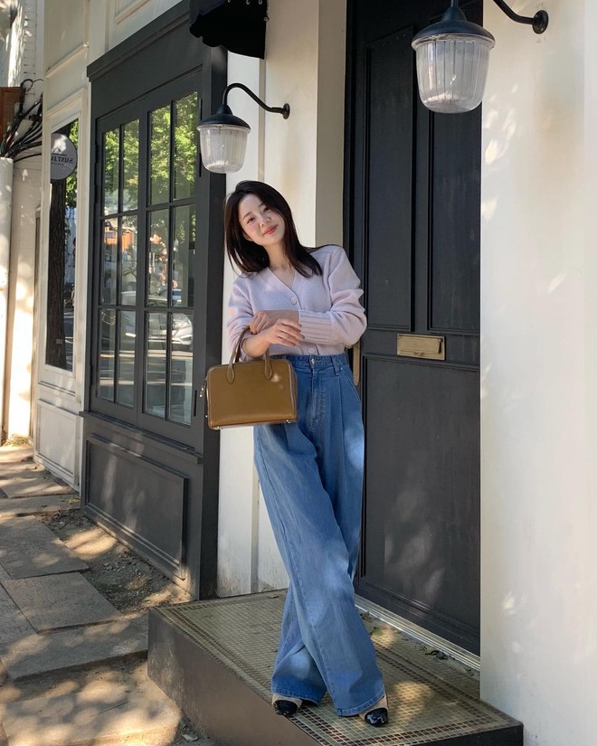 5 c&aacute;ch diện cardigan đầu thu t&ocirc;n d&aacute;ng như phụ nữ H&agrave;n - Ảnh 6.