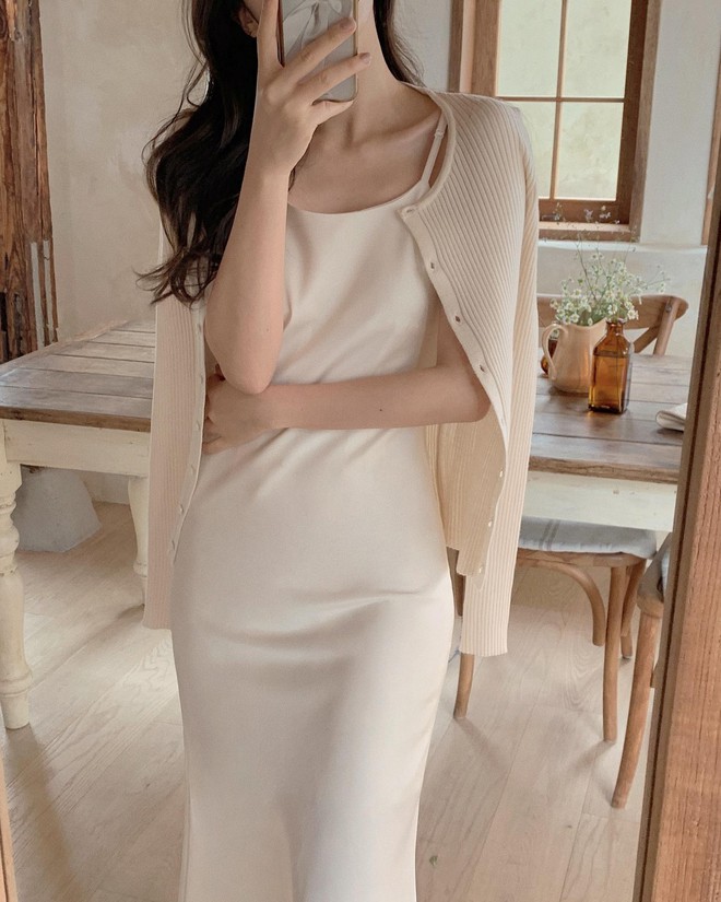 5 c&aacute;ch diện cardigan đầu thu t&ocirc;n d&aacute;ng như phụ nữ H&agrave;n - Ảnh 5.