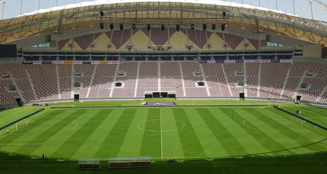 Qatar trồng cỏ đặc biệt, lắp điều h&ograve;a khắp s&acirc;n phục vụ World Cup - Ảnh 1.