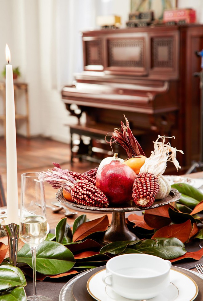 10 cách trang trí bàn ăn với hoa khiến mùa thu bừng sáng trong nhà của bạn - Ảnh 7.