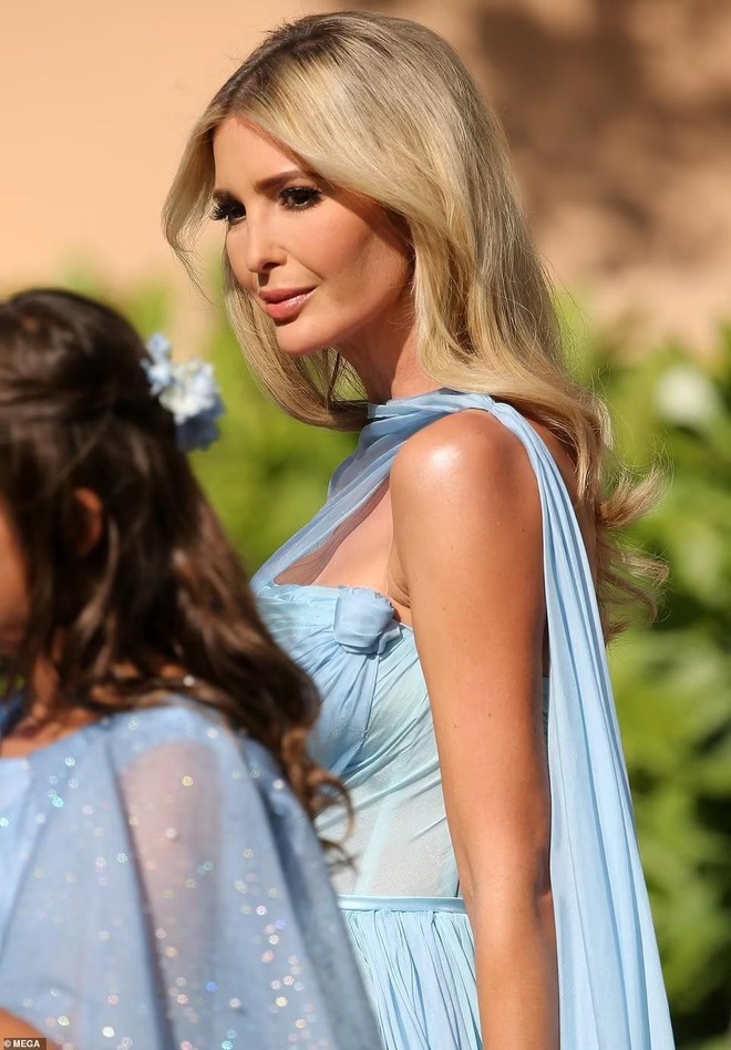 Ivanka Trump nổi bật với chiều cao 1,8 m ở lễ cưới em gái - Ảnh 5.