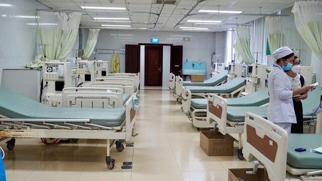 Vụ bệnh nh&acirc;n chạy thận l&uacute;c nửa đ&ecirc;m: Bố tr&iacute; 2,4 tỉ đồng sửa m&aacute;y - Ảnh 1.