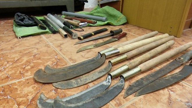Người đ&agrave;n &ocirc;ng chết tại chỗ sau khi hỗn chiến với 12 đối tượng - Ảnh 4.