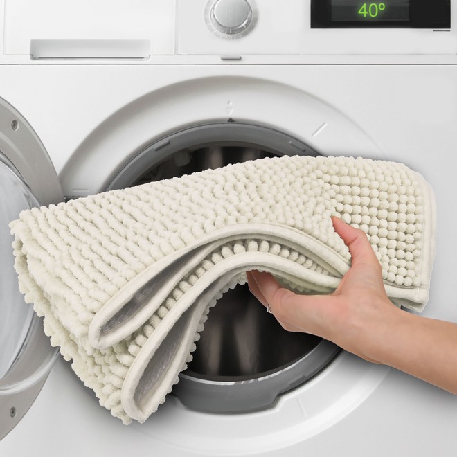 6 mẹo nhỏ gi&uacute;p việc giặt thảm nh&agrave; tắm trở n&ecirc;n dễ d&agrave;ng - Ảnh 4.
