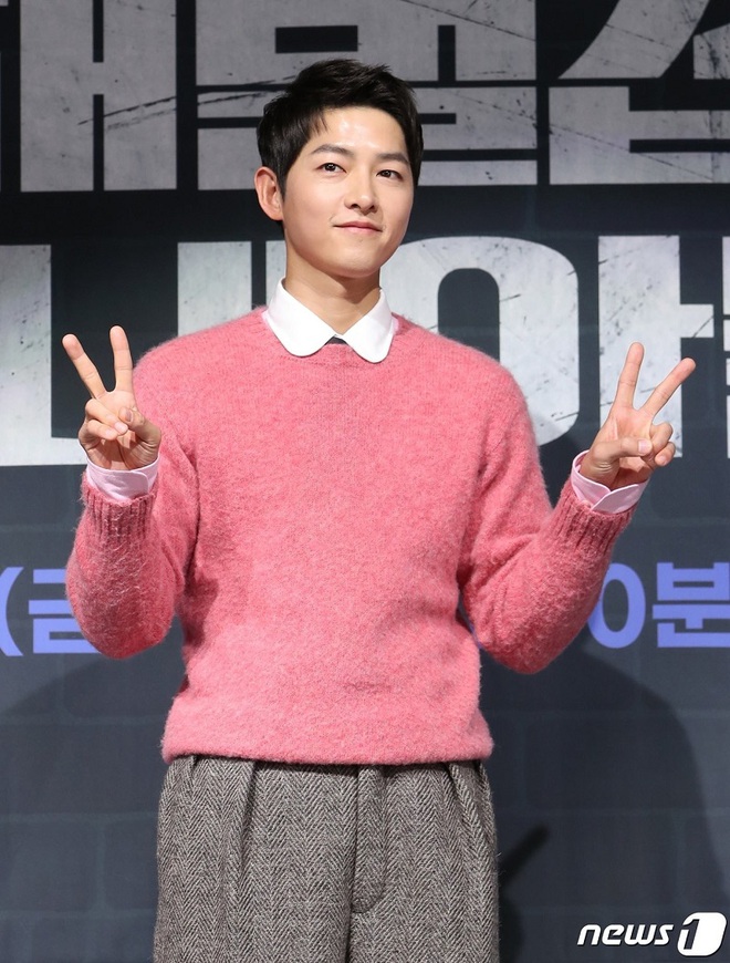 Song Joong Ki sánh đôi bên chị đẹp Shin Hyun Been ra mắt phim mới - Ảnh 2.