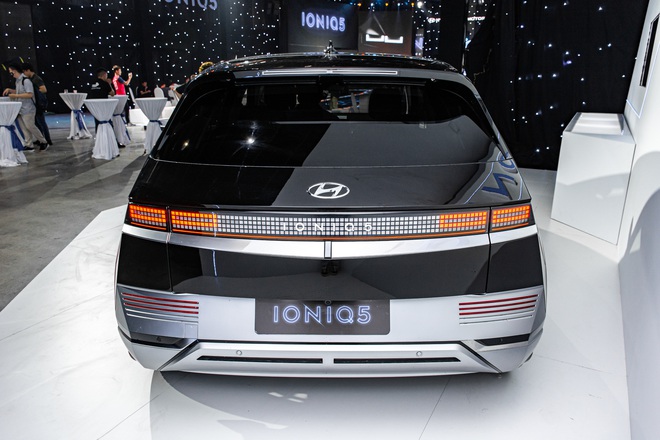 Hyundai lắp ráp Santa Fe Hybrid và Ioniq 5 tại Việt Nam: Kỳ vọng giá tốt để so kè Kia và VinFast - Ảnh 5.