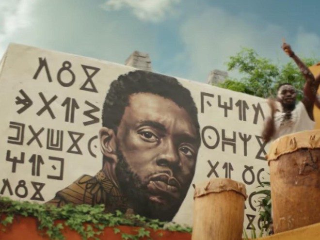 Những điểm hạn chế của Black Panther 2: Các nhân vật “mù quáng” vì người lạ mới quen - Ảnh 1.