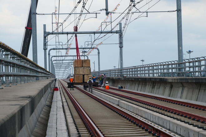 Cận cảnh nhà ga Khu Công nghệ cao hoàn thành 99% của tuyến Metro TP.HCM - Ảnh 11.