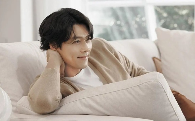 Tài tử Hyun Bin bận chăm vợ bầu vẫn khiến netizen mê mẩn bởi ngoại hình cực phẩm - Ảnh 3.