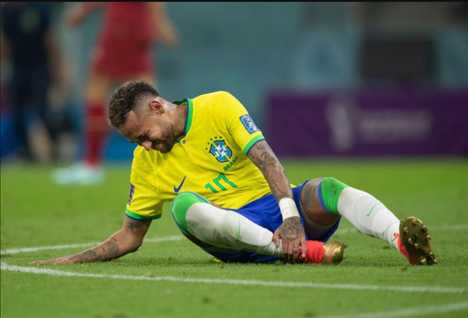 Để cứu Brazil, Neymar có thể tiêm giảm đau, mặc đồ bảo hộ ra sân - Ảnh 1.