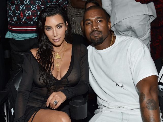 Kim Kardashian kinh hãi khi Kanye West cho nhân viên xem ảnh, clip nhạy cảm - Ảnh 3.