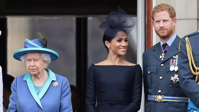 Harry và Meghan đặt tên con theo biệt danh của bà nội: Vương thất Anh cho rằng vừa khó hiểu vừa táo tợn - Ảnh 1.