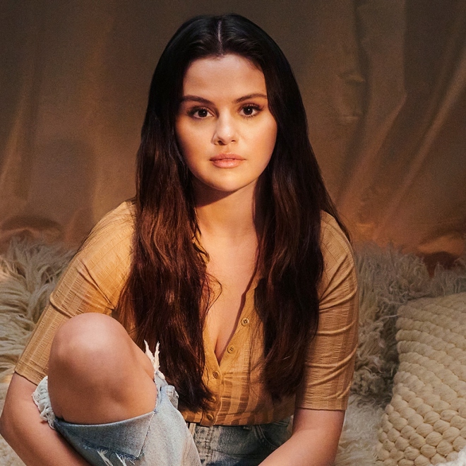 Selena Gomez t&aacute;i xuất rạng rỡ tại sự kiện sau khi b&agrave;y tỏ mong muốn c&oacute; con - Ảnh 7.