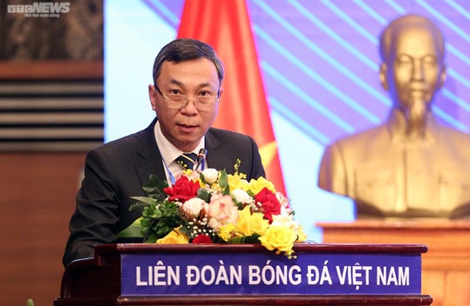 &Ocirc;ng Trần Quốc Tuấn đắc cử Chủ tịch VFF kho&aacute; 9 - Ảnh 1.