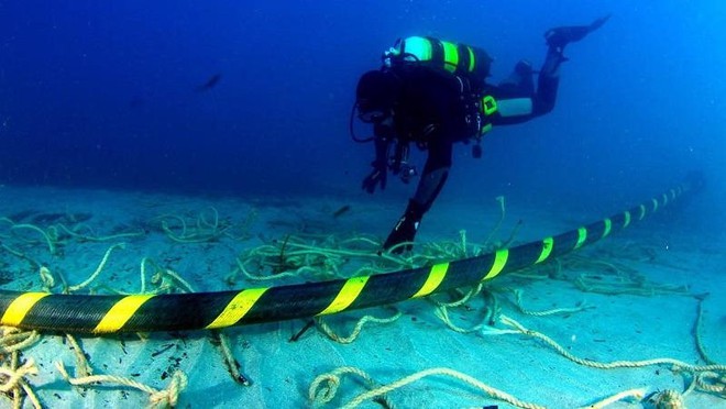 Nơi mong manh nhất của Internet to&agrave;n cầu - Ảnh 2.