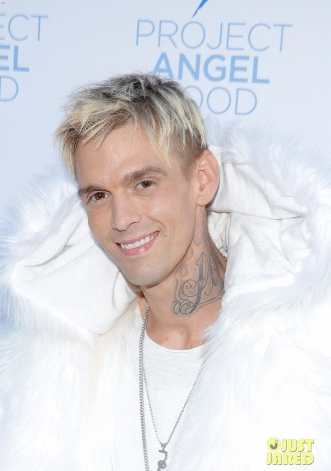 Hoàng tử nhạc Pop Aaron Carter qua đời ở tuổi 34, dòng chia sẻ cuối cùng gây chấn động - Ảnh 2.