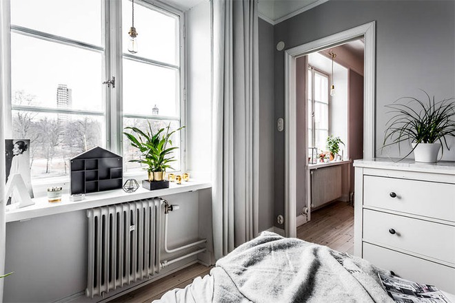 Căn hộ 45m2 được trang tr&iacute; với gam m&agrave;u trung t&iacute;nh ấn tượng - Ảnh 8.