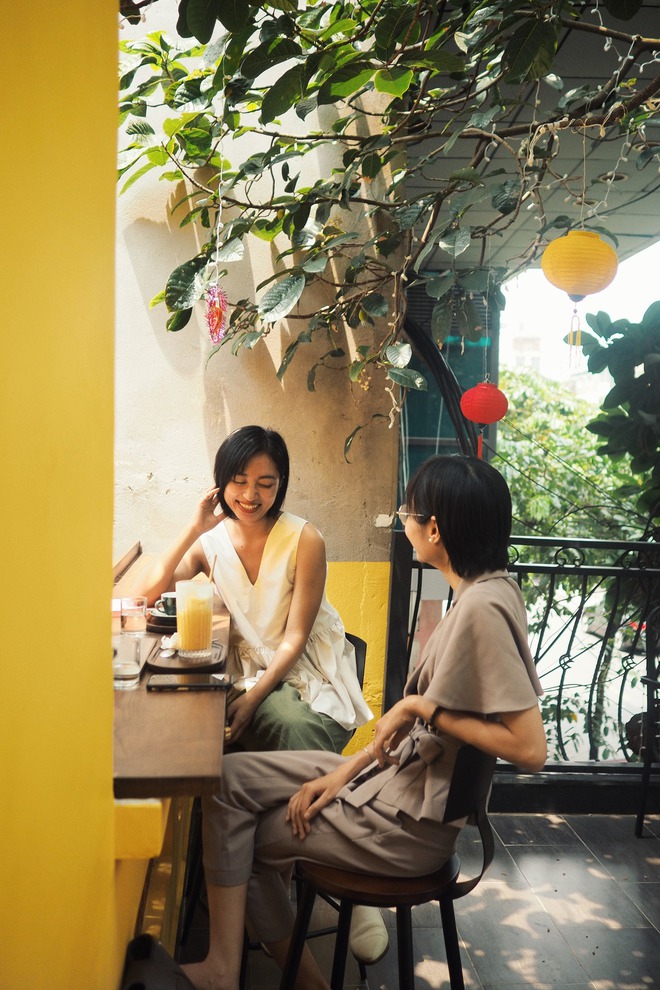 Suggest new coffee shops with nice space, delicious drinks for Hanoi office workers to take advantage of lunch break - Photo 14.