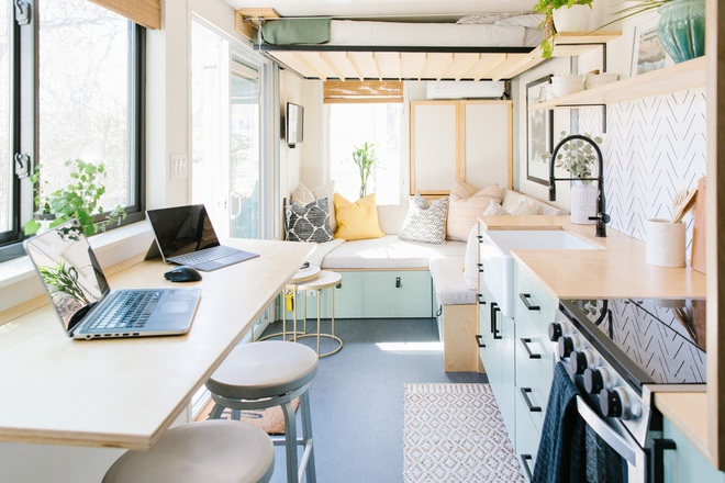 Độ container th&agrave;nh nh&agrave; với tiện nghi bất ngờ: B&ecirc;n trong đẹp như homestay - Ảnh 4.