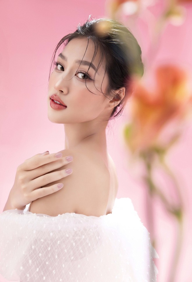 Đo&agrave;n Thi&ecirc;n &Acirc;n h&oacute;a thần ti&ecirc;n muội muội trong bộ ảnh mới - Ảnh 4.