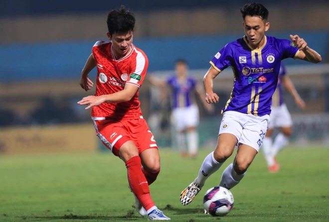 Đ&aacute;nh bại Viettel, H&agrave; Nội FC tiến s&aacute;t chức v&ocirc; địch V-League - Ảnh 2.