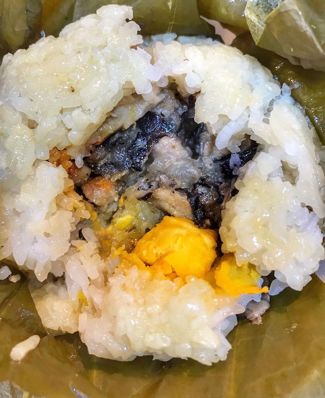 In addition to Tan Binh sticky rice with 