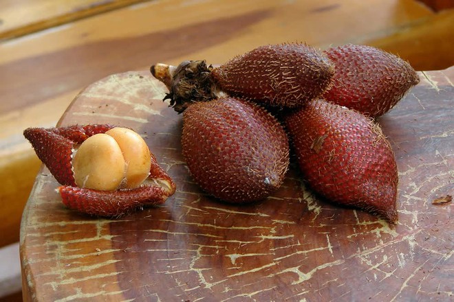 Thứ quả gai góc, xù xì được hội chị em tìm mua hóa ra giúp hạ đường huyết, bổ mắt, giảm cân rất tốt - Ảnh 2.