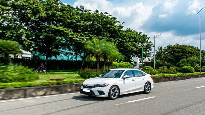 Honda Civic dễ giật giải Vô lăng xe phổ thông 2022 - Ảnh 2.