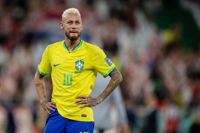 Neymar khóc nức nở, con trai cầu thủ Croatia an ủi - Ảnh 9.