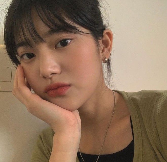 5 th&oacute;i quen ăn uống g&acirc;y hại cho da, d&ugrave; b&ocirc;i nước thần cũng v&ocirc; &iacute;ch - Ảnh 1.