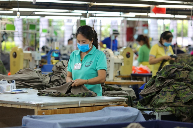 Ch&iacute;nh phủ y&ecirc;u cầu thanh to&aacute;n đầy đủ tiền lương, tiền thưởng cuối năm cho người lao động - Ảnh 1.