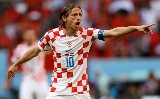 Messi đấu Modric: Cuộc chiến của hai số 10 xuất ch&uacute;ng - Ảnh 3.