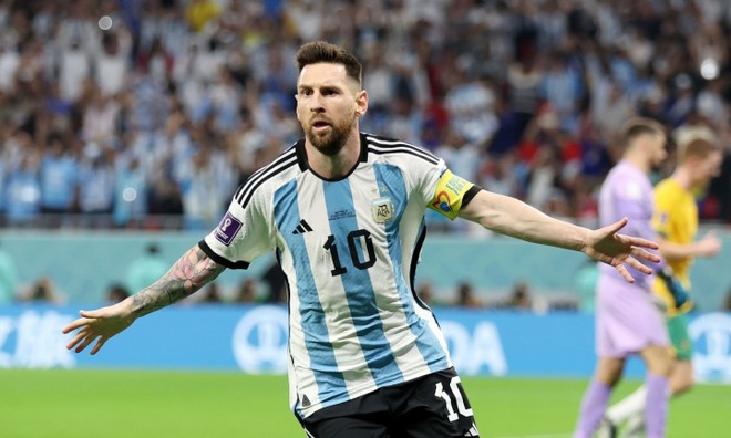 Messi đấu Modric: Cuộc chiến của hai số 10 xuất ch&uacute;ng - Ảnh 2.