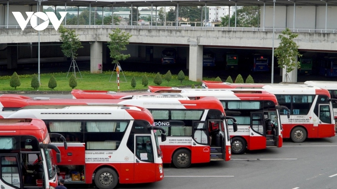 TP.HCM: V&eacute; Tết xe giường nằm c&aacute;c h&atilde;ng c&oacute; thương hiệu đ&atilde; hết - Ảnh 3.