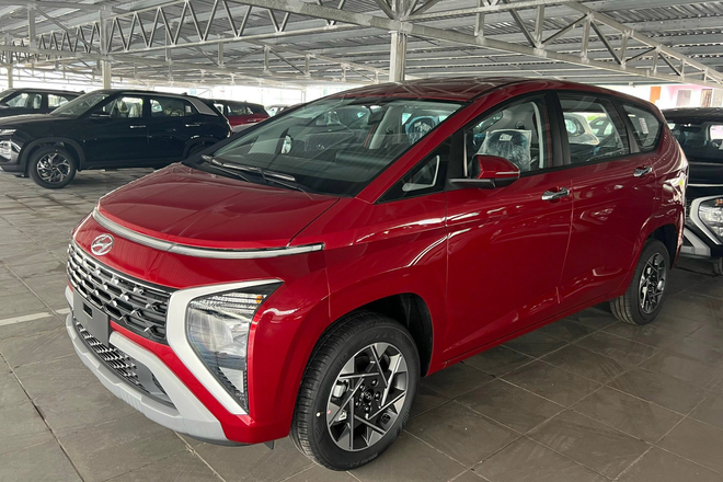 Mitsubishi Xpander ngày càng bỏ xa đối thủ, Veloz khó có cửa bám đuổi khi chỉ còn 1 tháng cuối năm - Ảnh 4.