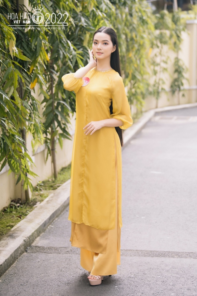Vẻ đẹp của nữ sinh 19 tuổi có mái tóc dài nhất Hoa hậu Việt Nam 2022 - Ảnh 3.