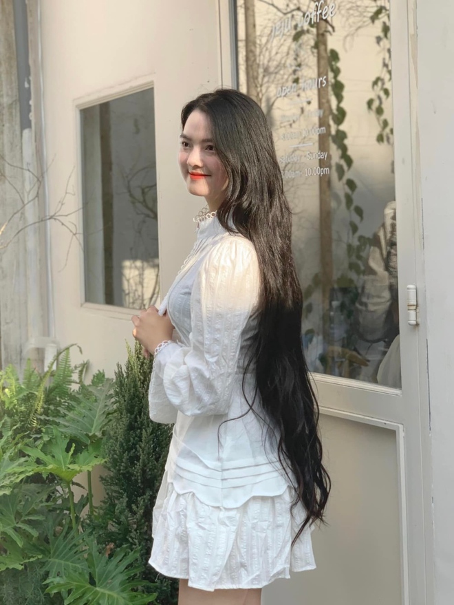 Vẻ đẹp của nữ sinh 19 tuổi có mái tóc dài nhất Hoa hậu Việt Nam 2022 - Ảnh 5.