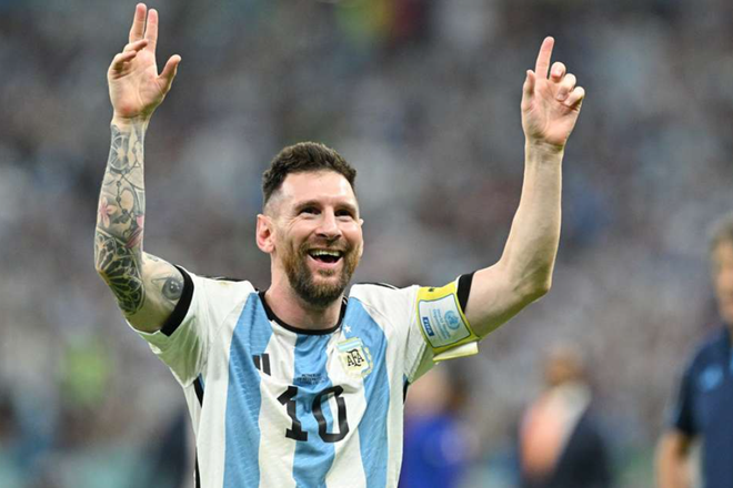 Bà ngoại của Lionel Messi: Có cách nuôi dạy cháu quá tuyệt vời, trêu ghẹo 1 câu mà dự đoán trúng phóc tương lai của cháu - Ảnh 1.