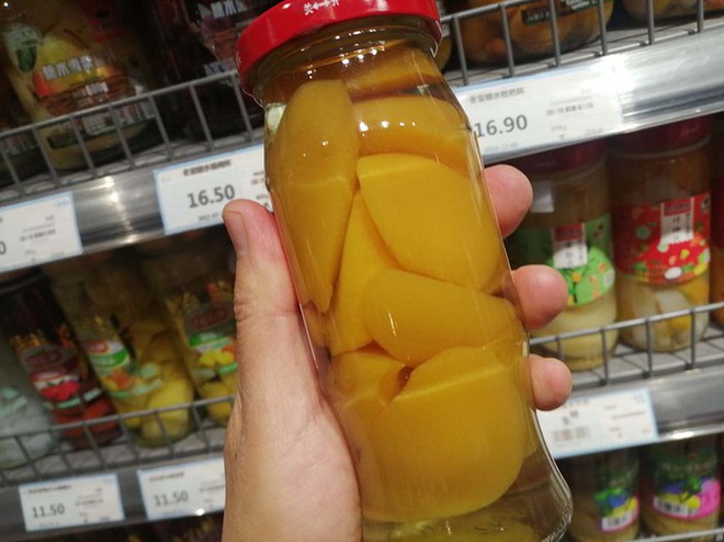 Một loại tr&aacute;i c&acirc;y đ&oacute;ng hộp ch&aacute;y h&agrave;ng v&igrave; được xem như thần dược ở Trung Quốc - Ảnh 2.