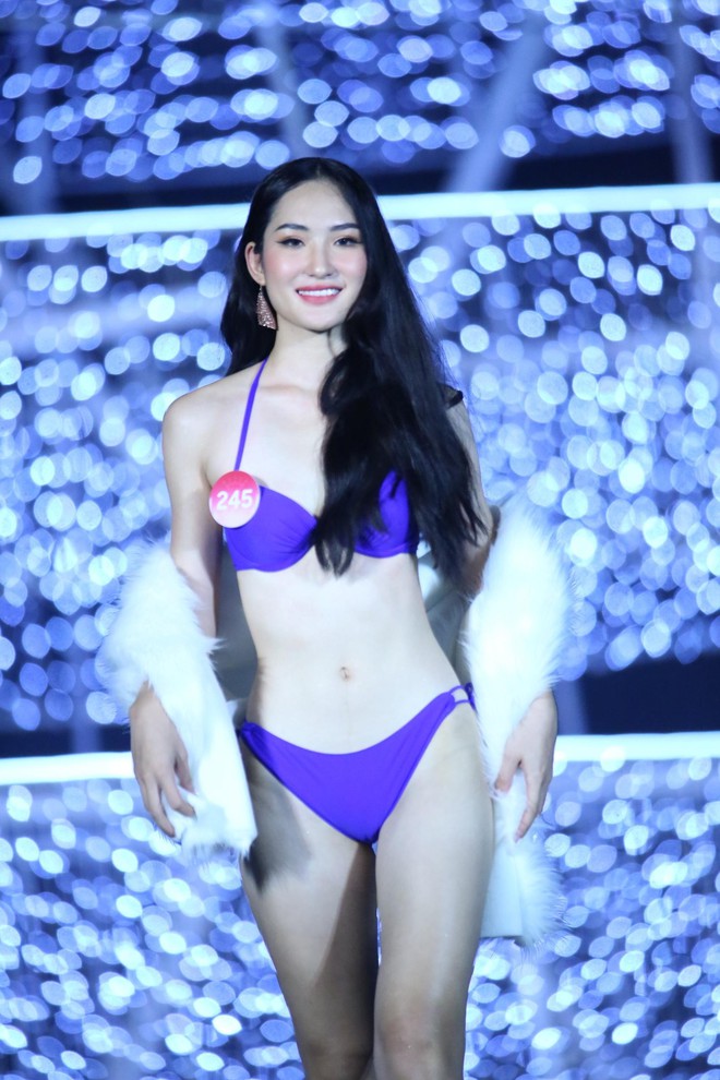 Cơ bụng, vòng eo thon của thí sinh Hoa hậu Việt Nam 2022 - Ảnh 9.