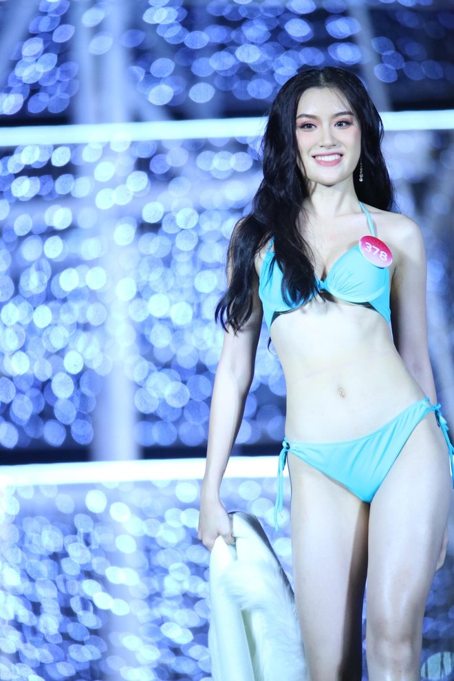 Cơ bụng, vòng eo thon của thí sinh Hoa hậu Việt Nam 2022 - Ảnh 3.