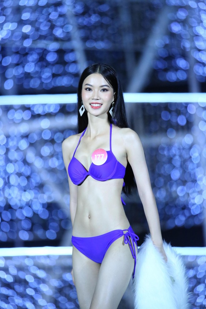 Cơ bụng, vòng eo thon của thí sinh Hoa hậu Việt Nam 2022 - Ảnh 12.