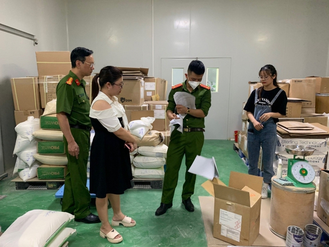 Gần 30.000 hộp sữa C&ocirc;ng ty CP sữa H&agrave; Lan vi phạm ti&ecirc;u chuẩn - Ảnh 1.