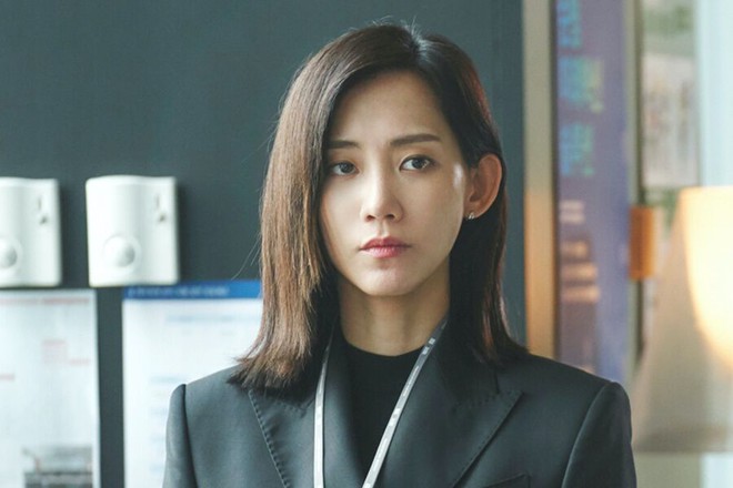Nữ chính gây ức chế nhất phim Hàn 2022: Tạo hình ủ rũ phát bực, diễn xuất còn tuyệt vọng hơn - Ảnh 2.