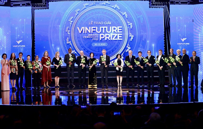 C&aacute;c huyền thoại Internet thắng giải thưởng 3 triệu USD của VinFuture 2022 - Ảnh 6.