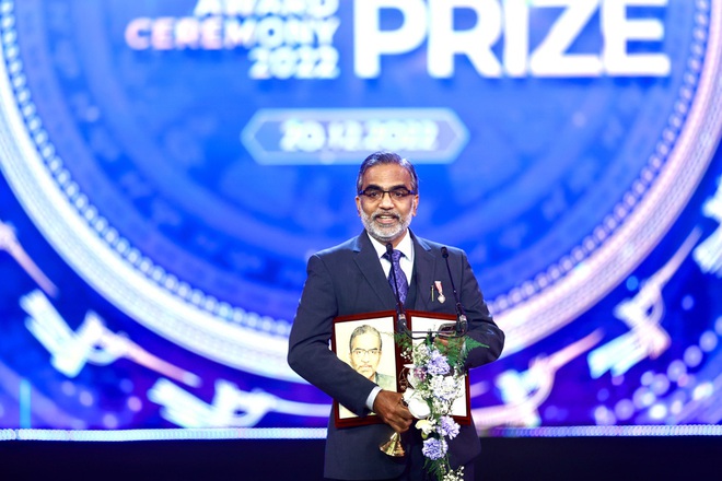 C&aacute;c huyền thoại Internet thắng giải thưởng 3 triệu USD của VinFuture 2022 - Ảnh 3.