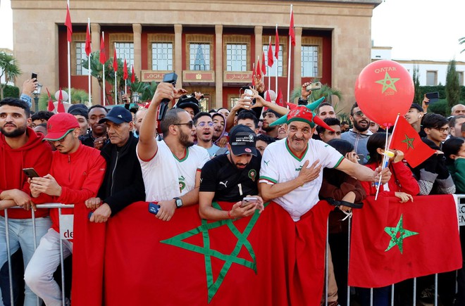 ĐT Morocco được chào đón hoành tráng không khác gì nhà vô địch Argentina - Ảnh 4.